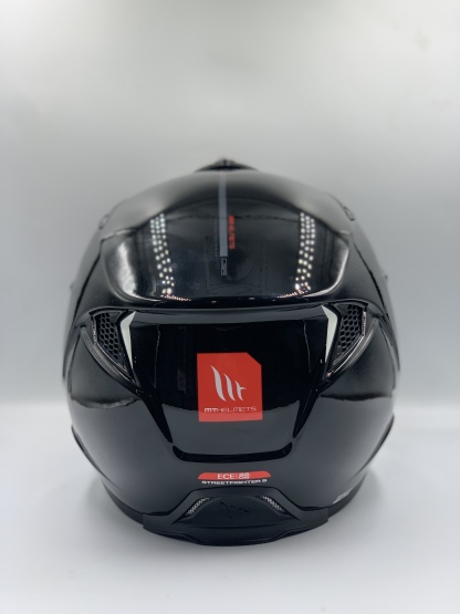 MT Street Fighter Solid A1 Gloss Black (ECE 22.06)